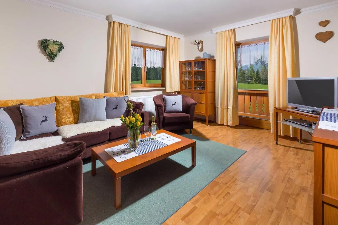 Apartment Ferienwohnungen Gaestehaus Laercheck Berchtesgaden