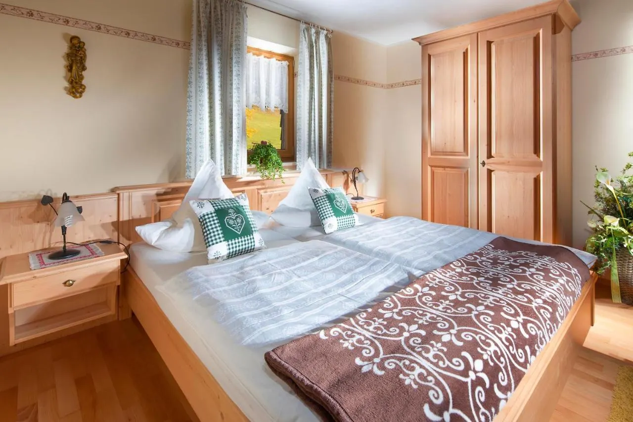 Ferienwohnungen Gaestehaus Laercheck Berchtesgaden