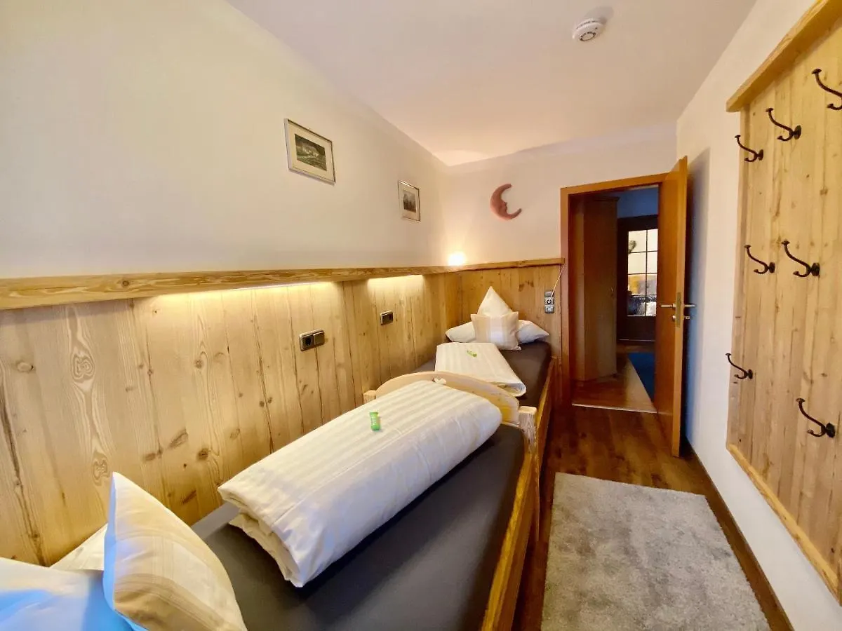 Apartment Ferienwohnungen Gaestehaus Laercheck Berchtesgaden