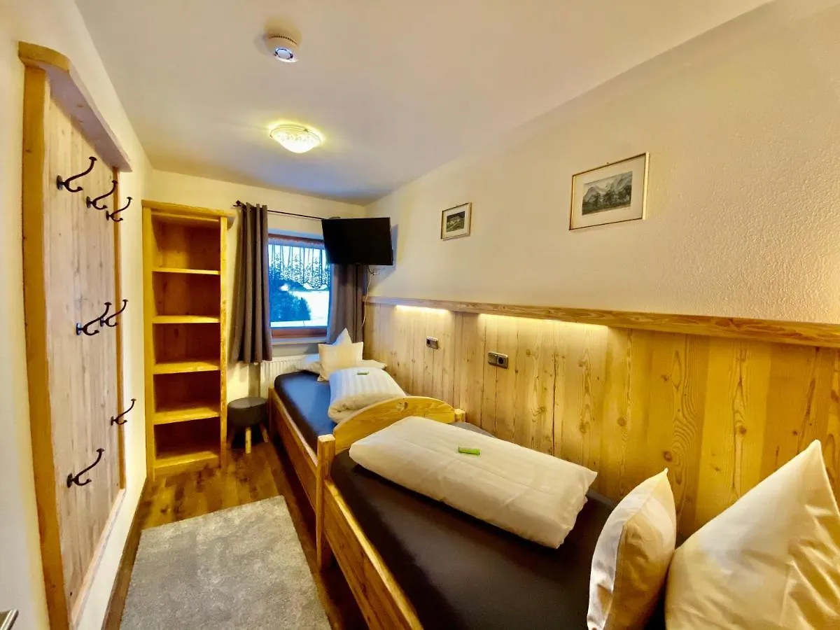 Apartment Ferienwohnungen Gaestehaus Laercheck Berchtesgaden