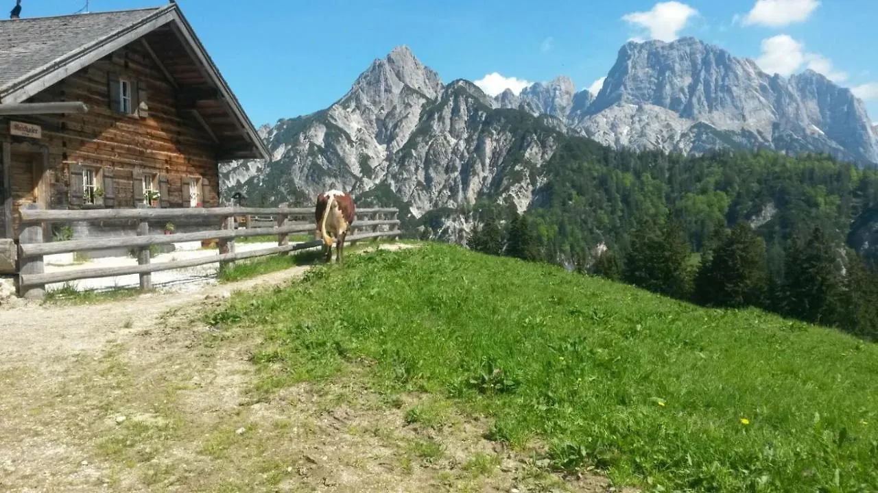 Ferienwohnungen Gaestehaus Laercheck Berchtesgaden Apartment